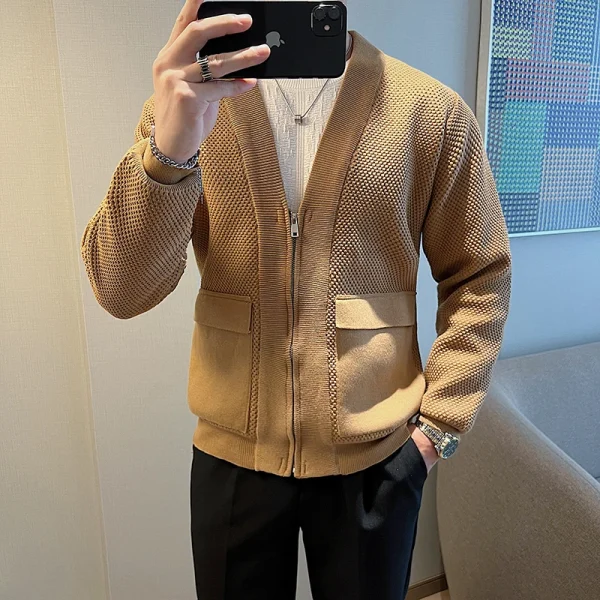 Light Luxury Men's V-Neck Cardigan Jacket Casual Oversized Sweater for Autumn Season - Image 5